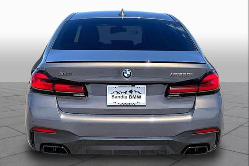 Alvite Grey Metallic 2023 BMW M550 i Xdrive