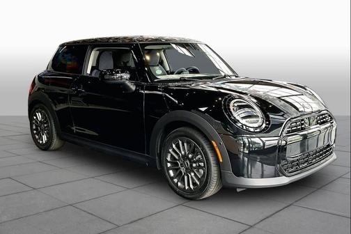 Midnight Black II Metallic 2026 MINI Hardtop Cooper