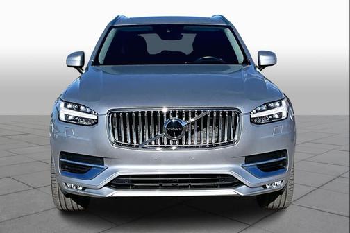 2022 Volvo XC90 T6 Inscription