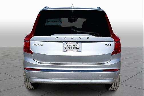 2022 Volvo XC90 T6 Inscription