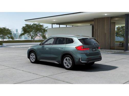 Cape York Green Metallic 2026 BMW X1 xDrive28i