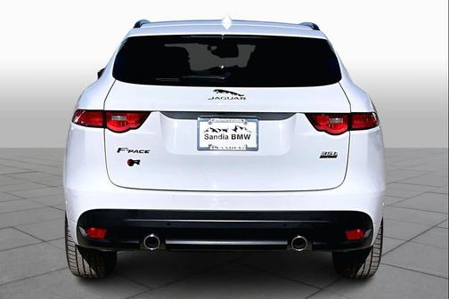 2017 Jaguar F-PACE 35t R-Sport