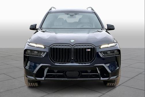 2024 BMW X7 M60i