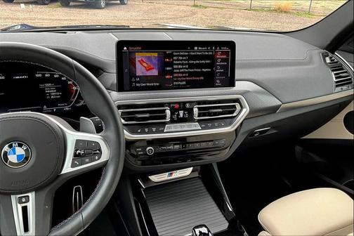 2024 BMW X3 M40i
