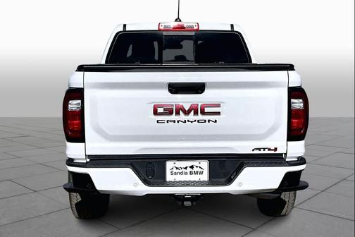 2024 GMC Canyon AT4
