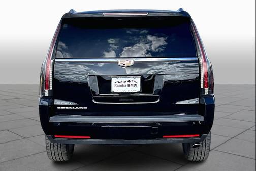2018 Cadillac Escalade Base