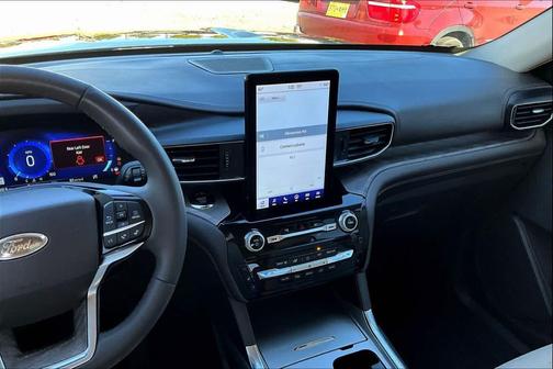 2023 Ford Explorer Platinum