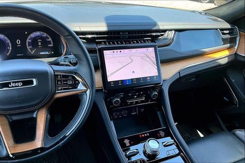 Silver Zynith 2024 Jeep Grand Cherokee Summit