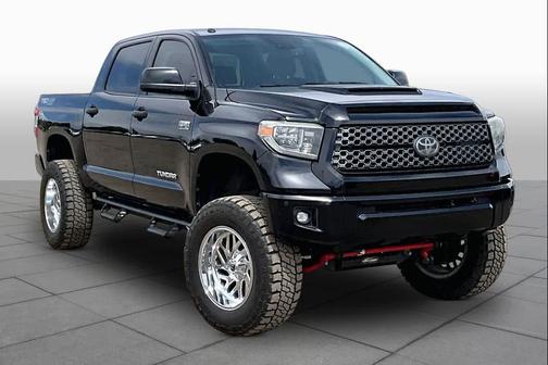 Midnight Black Metallic 2018 Toyota Tundra SR5