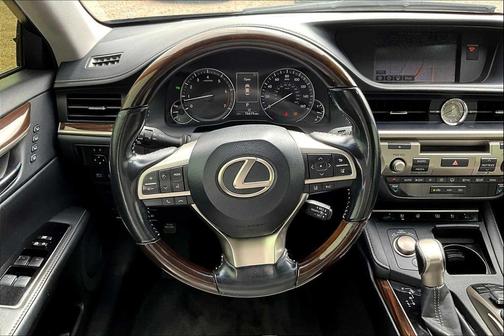 2016 Lexus ES 350 Base