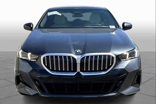 2026 BMW 530 i xDrive