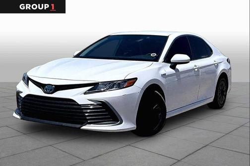 Super White 2021 Toyota Camry LE