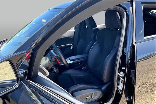 Black Sapphire Metallic 2024 BMW X2 M35i