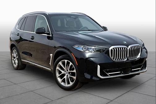 Black Sapphire Metallic 2024 BMW X5 xDrive40i