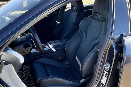 2025 BMW M8 Competition