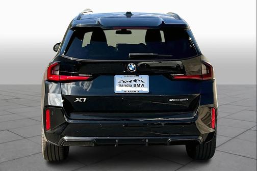 Black Sapphire Metallic 2026 BMW X1 xDrive28i