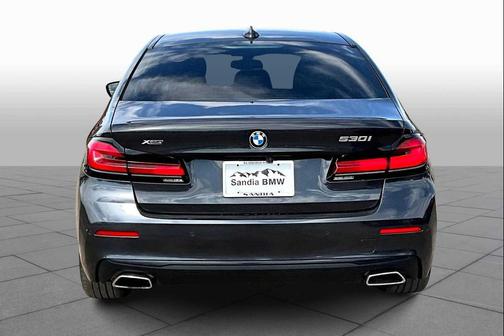 2022 BMW 530 i xDrive