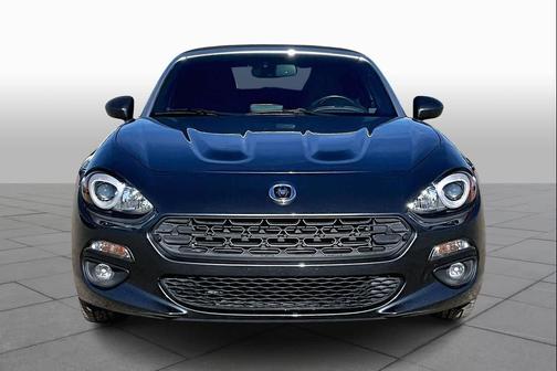 2017 FIAT 124 Spider Base