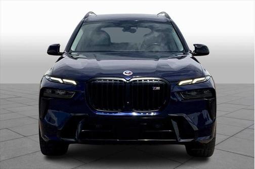 2023 BMW X7 M60i