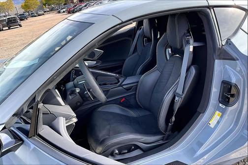 2025 Chevrolet Corvette Stingray w/3LT