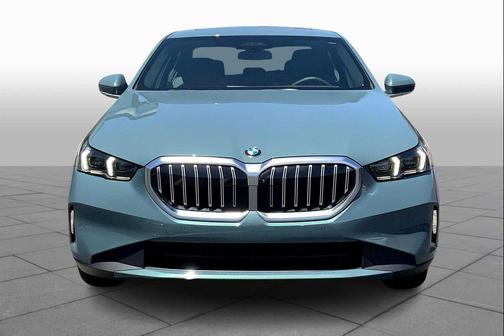 2024 BMW 540 i xDrive