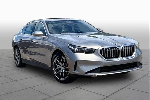 Oxide Grey Metallic 2026 BMW 530 xDrive
