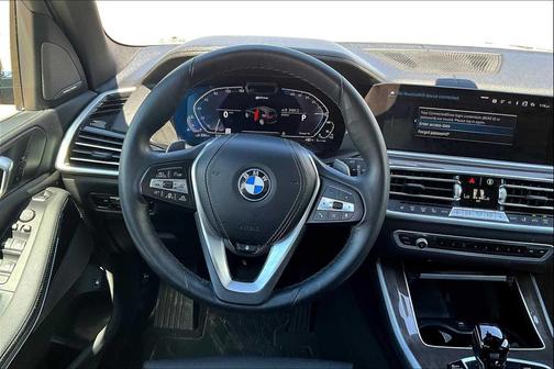 2022 BMW X5 PHEV xDrive45e
