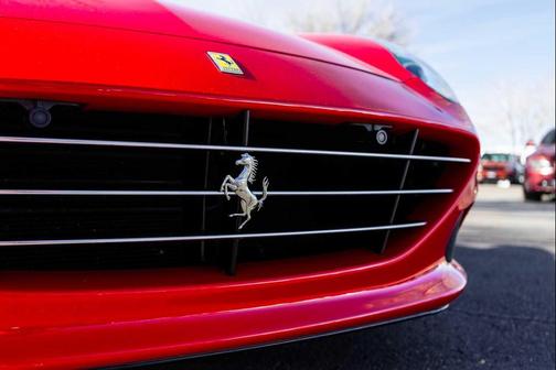 2016 Ferrari California T