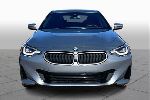 2025 BMW 230 i xDrive