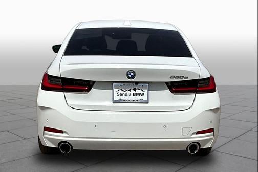 Alpine White 2023 BMW 330e 330e