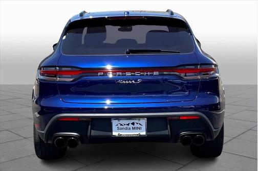 2024 Porsche Macan Base