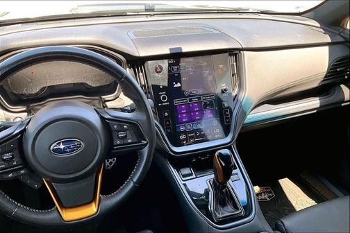 Crystal Black Silica 2022 Subaru Outback Wilderness