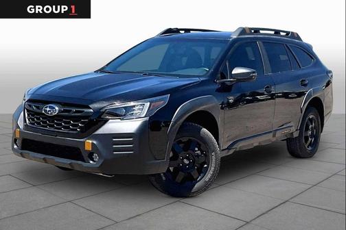 Crystal Black Silica 2022 Subaru Outback Wilderness