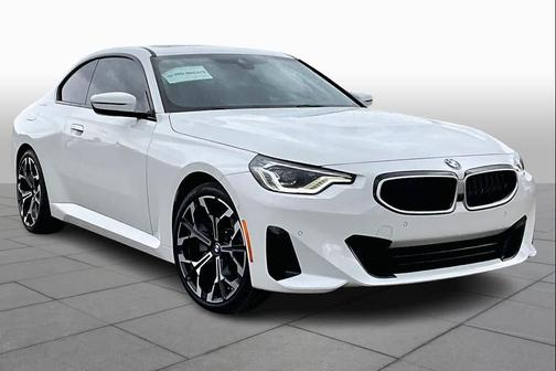 2025 BMW 230 i xDrive