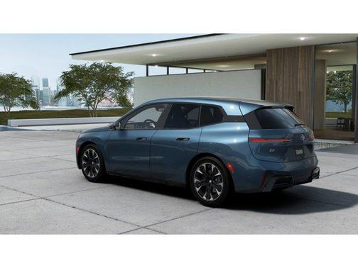 2026 BMW iX xDrive60