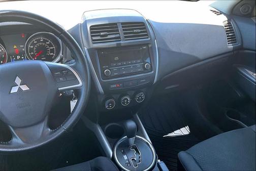 Quick Silver Metallic 2014 Mitsubishi Outlander Sport ES