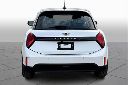 Nanuq White Metallic 2026 MINI Hardtop Cooper S