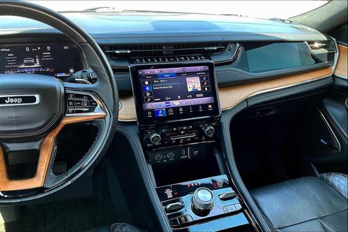 2023 Jeep Grand Cherokee L Summit Reserve