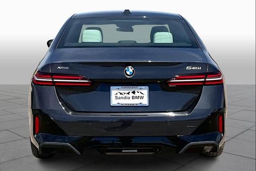 Dark Graphite Metallic 2024 BMW 540 540i xDrive