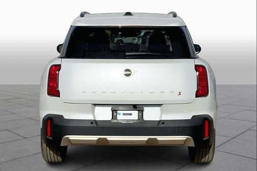 Nanuq White Metallic 2025 MINI Countryman Cooper S ALL4