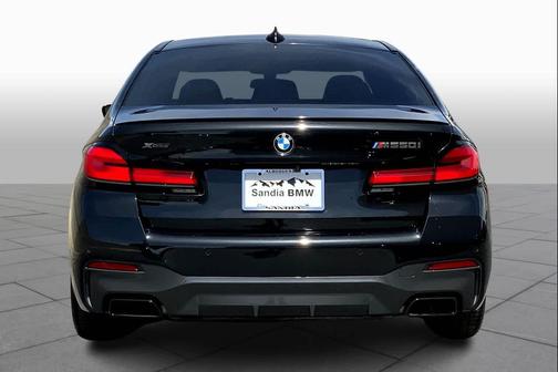 2021 BMW M550 i Xdrive