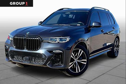 2021 BMW X7 M50i