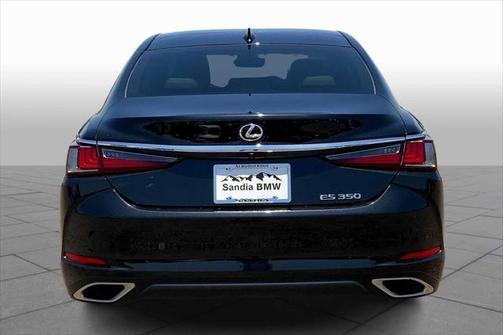 2022 Lexus ES 350 Base