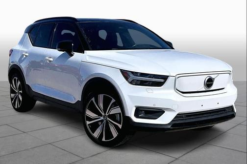 2021 Volvo XC40 P8