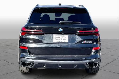 2025 BMW X5 M60i