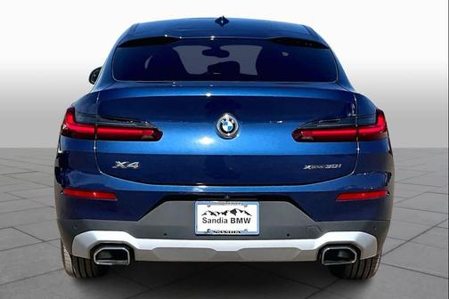 2024 BMW X4 xDrive30i