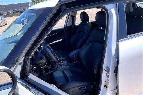 Nanuq White Metallic 2023 MINI Countryman Cooper S ALL4