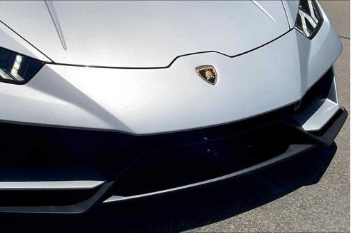 2020 Lamborghini Huracan EVO Coupe AWD