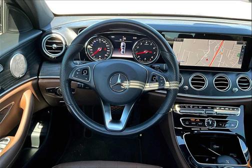 2017 Mercedes-Benz E-Class 4MATIC