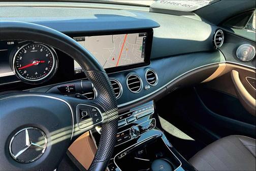 2017 Mercedes-Benz E-Class 4MATIC